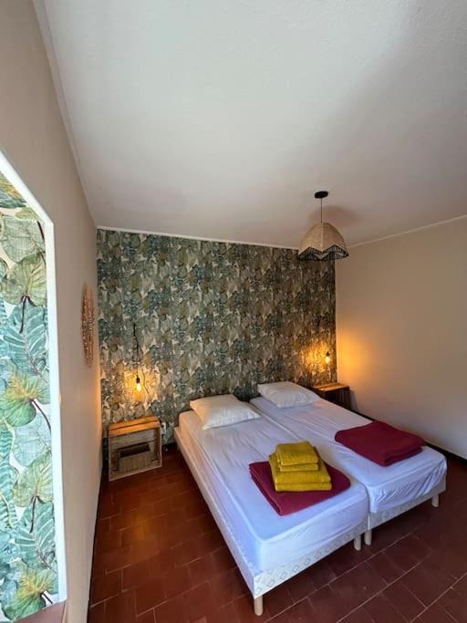 La Maison De Barbara La Guiche Eksteriør billede