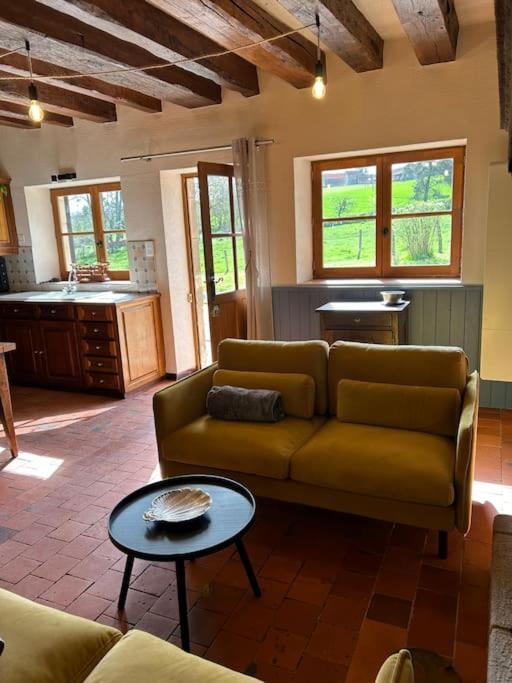 La Maison De Barbara La Guiche Eksteriør billede